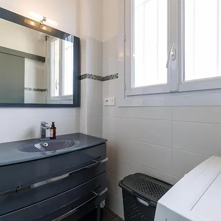 Grand Palais - Beautiful Floor - Sea Front With Ac